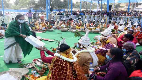 बंगाल में जातीय गोलबंदी की कोशिश बंगाल में जातीय गोलबंदी की कोशिश