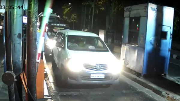 car captured in CCTV car captured in CCTV