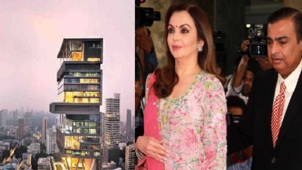 हर फ्लोर पर जाने के लिए एलीवेटर्स हैं... हर फ्लोर पर जाने के लिए एलीवेटर्स हैं...