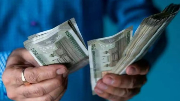 PF पर टैक्स बचाने वालों को झटका PF पर टैक्स बचाने वालों को झटका