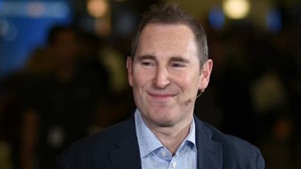 मार्केटिंग मैनेजर बनकर ज्वाइन किया था अमेजन