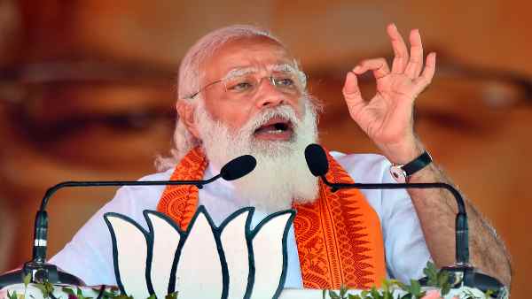 'नारायणसामी कांग्रेस के बड़े नेताओं चप्पल उठाने में माहिर' 'नारायणसामी कांग्रेस के बड़े नेताओं चप्पल उठाने में माहिर'