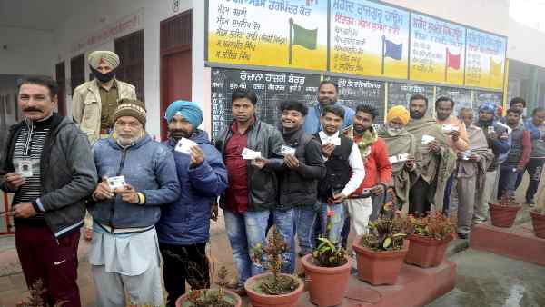 पंजाब में सारा विपक्ष गोल!