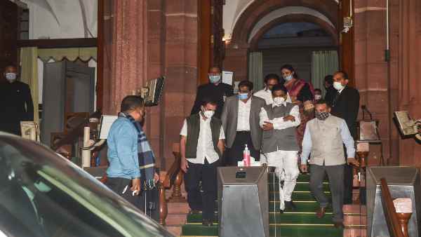 पार्ट-2 की तैयारी में कांग्रेस के असंतुष्ट ?