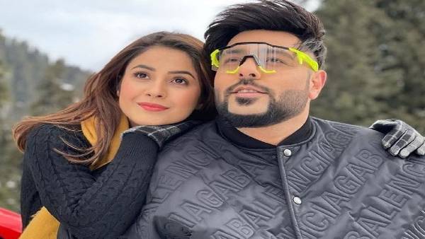 बादशाह के साथ शहनाज गिल रैपर 