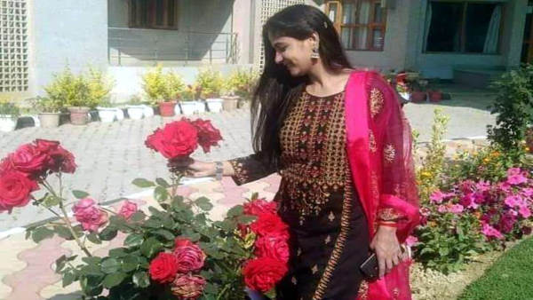  21 फरवरी से तन्हाई क्यों?