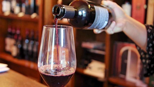 शराब पीने से हुई शख्स की मौत