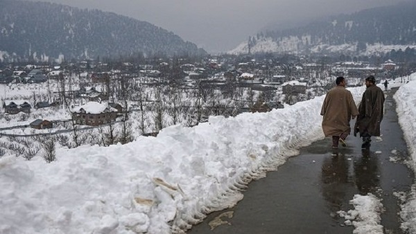 पहाड़ों पर बर्फबारी बढ़ सकती है पहाड़ों पर बर्फबारी बढ़ सकती है