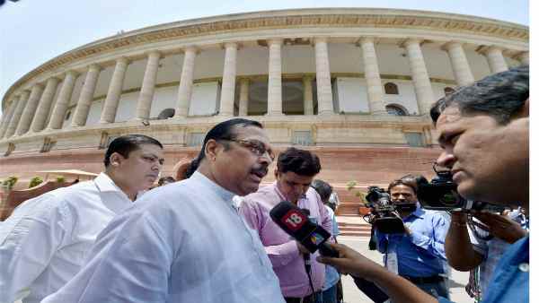 बिना बारी के कैसे बोले दिनेश त्रिवेदी-टीएमसी