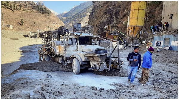 धौली गंगा नदी में फिर से बढ़ा जलस्तर 