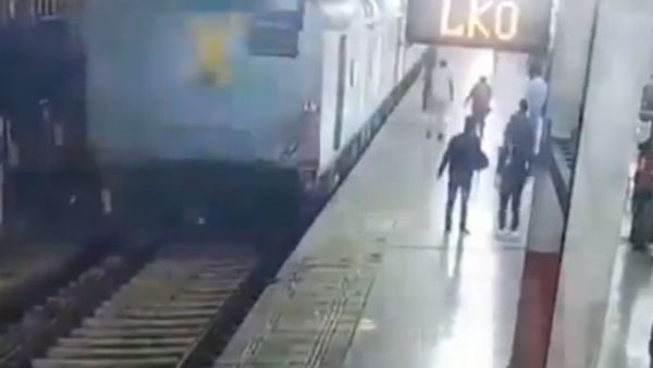 पहले भी एक महिला यात्री की बचा चुकी हैं जान