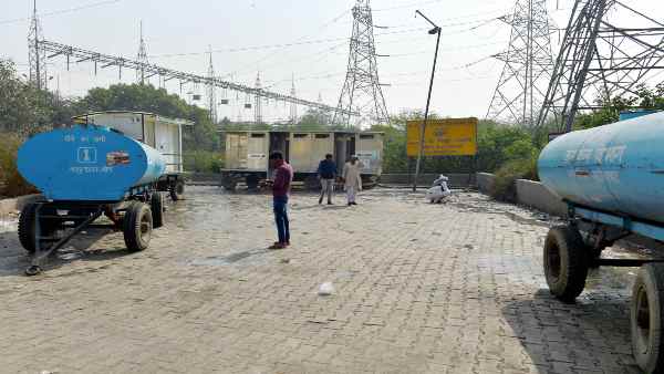 जरूरत पड़ी तो हम ट्यूबवेल बोर करेंगे-किसान