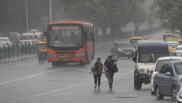 सिक्किम और अरुणाचल प्रदेश में हल्की बारिश / बर्फबारी होने की उम्मीद सिक्किम और अरुणाचल प्रदेश में हल्की बारिश / बर्फबारी होने की उम्मीद