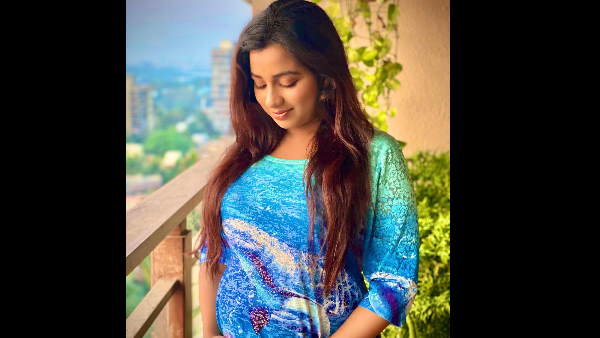 कई हिट गाने गा चुकी हैं श्रेया