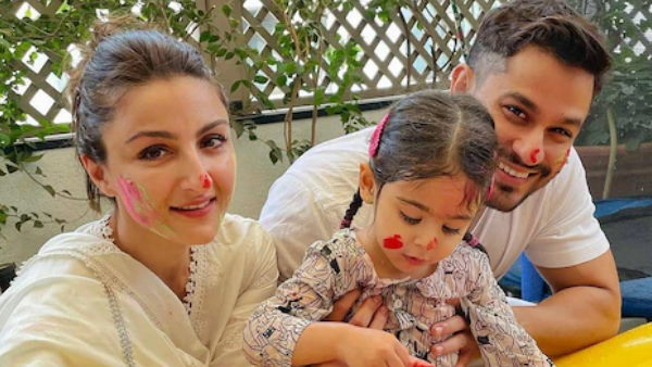  सोहा कुणाल की तस्वीरें भी आईं सामने