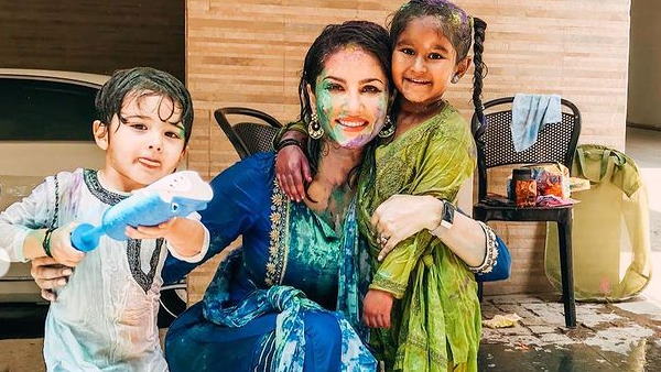 शीरो में नजर आएंगी सनी लियोन