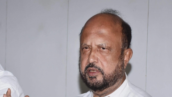 क्यों हाशिये पर हैं महंत ?