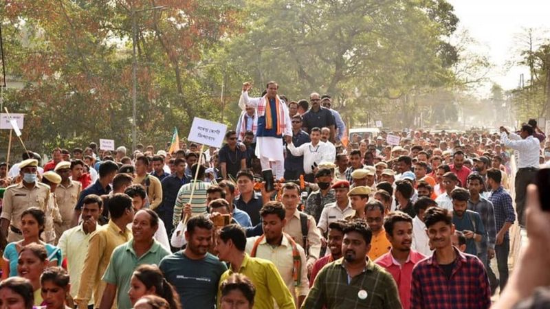 हिमंत बिस्व सरमा: पूर्वोत्तर के अमित शाह क्या असम के मुख्यमंत्री बन पाएँगे?