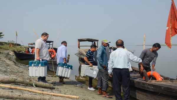 कुल 23 महिला उम्मीदवार हैं मैदान में कुल 23 महिला उम्मीदवार हैं मैदान में
