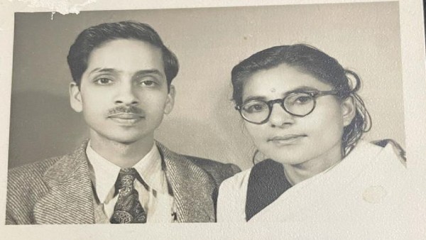 एक और पुरानी फोटो की शेयर एक और पुरानी फोटो की शेयर