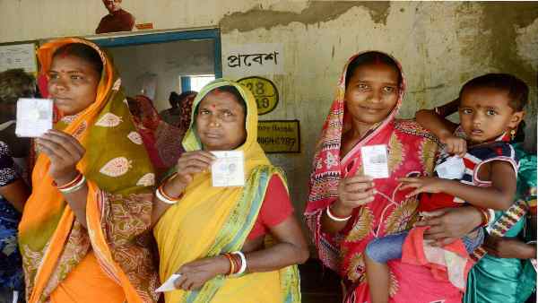 महिलाओं का मिला साथ तो तीसरीबार बनेगी ममता सरकार