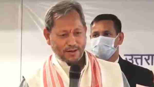 यूनिवर्सिटी में पढ़ने आये हो, और अपना बदन दिखा रहे हो: तीरथ सिंह रावत यूनिवर्सिटी में पढ़ने आये हो, और अपना बदन दिखा रहे हो: तीरथ सिंह रावत