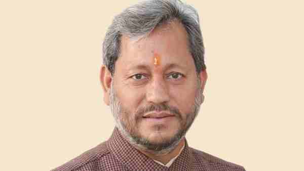 'पढ़ने आई हो और अपना बदन दिखा रही हो'