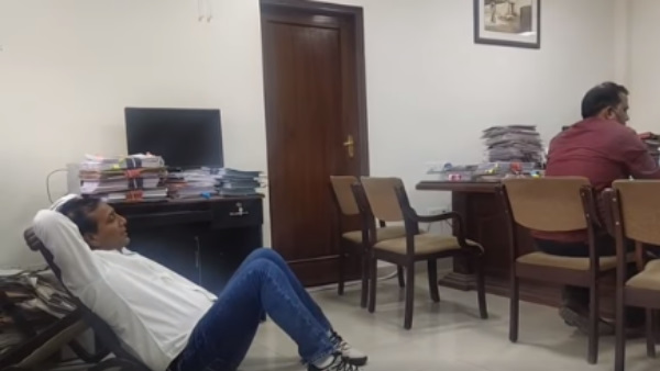 Udaipurwati MLA Rajendra Singh Gudha sit on ground front of PHED Officers in jal bhawan jaipur