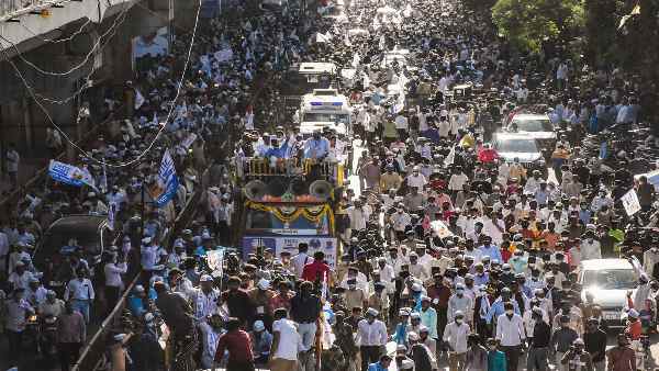 आम आदमी पार्टी छीन रही है कांग्रेस की जमीन! आम आदमी पार्टी छीन रही है कांग्रेस की जमीन!