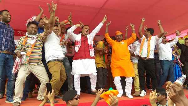 सीएम के चेहरा पर खुलकर बहस से बच रही है पार्टी