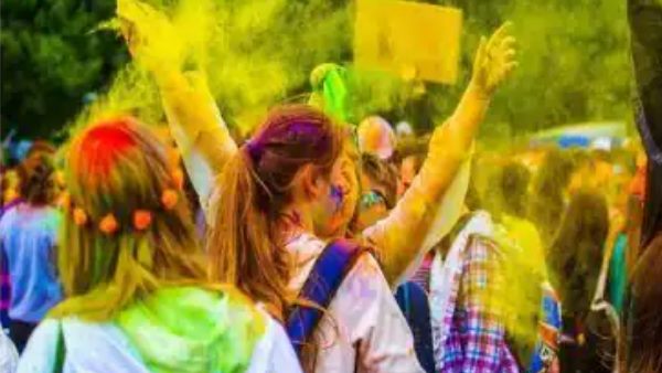 60 वर्ष से अधिक उम्र के लोग सार्वजनिक कार्यक्रम में नहीं हो पाएंगे शामिल