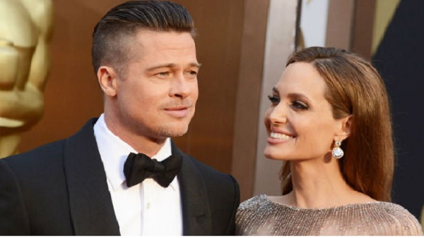 3 बच्चों को जोली ने जन्म दिया है और... 3 बच्चों को जोली ने जन्म दिया है और...