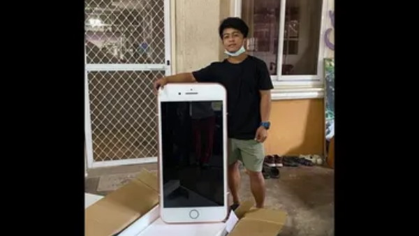 घर पहुंचा कॉफी टेबल