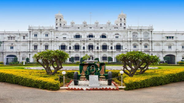 इस कमरे कभी बैंक हुआ करता था