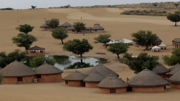 खींवसर फोर्ट से छह किमी दूर अनूठा गांव