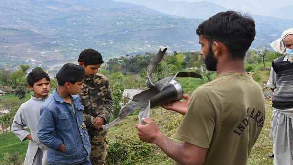 बस सेवा में एक उम्मीद बसी हुई थी