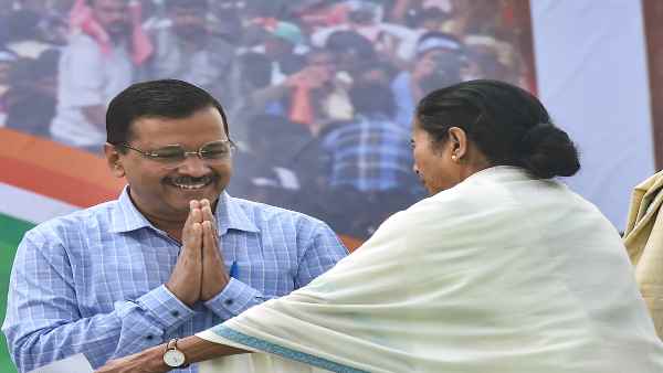 केजरीवाल और अखिलेश की पार्टी का भी टीएमसी को समर्थन