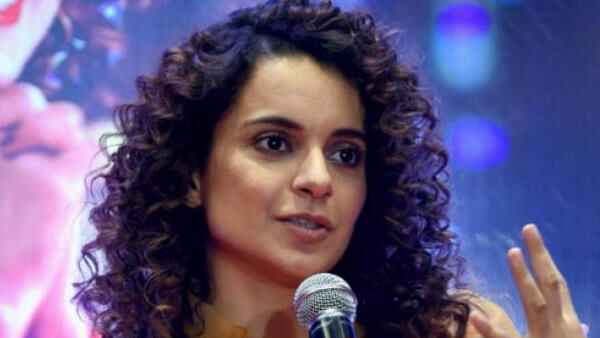 कंगना ने कहा- तुम सस्ती ही रहोगी