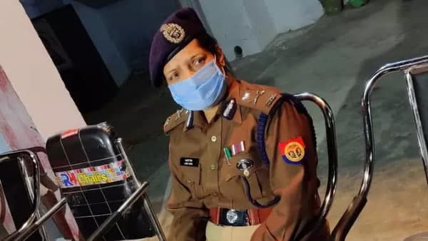  महिलाओं की ये क्‍वालिटी उन्‍हें बनाती है और से अलग 