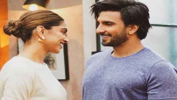 रणवीर सिंह ने दीपिका संग शेयर की ये बेहद रोमांटिक फोटो 