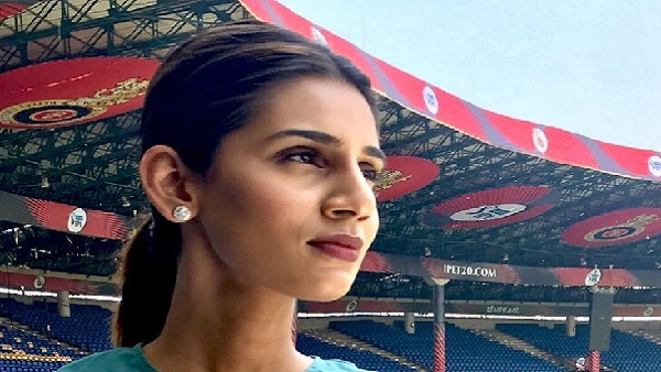 कौन हैं संजना गणेशन