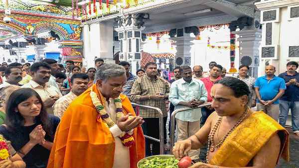 त्रिवेंद्र सिंह रावत 'अधर्मी' मुख्यमंत्री थे- चार धाम तीर्थ के पुरोहित