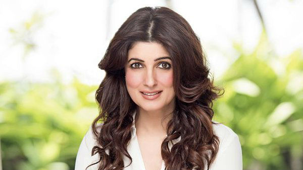 ट्विंकल के इस वीडियो को देखकर लोगों ने किया ये कमेंट 