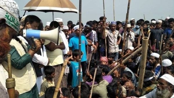 2000 से ज्यादा की थी भीड़ 