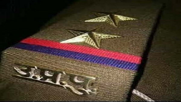 In bijnaur , a village Panchayat asked to lovers to beat each other with slippers