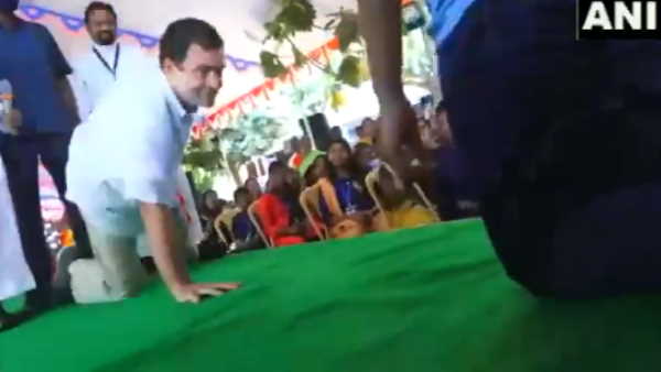 कांग्रेस कर रही है पूर्व सांसद की गिरफ्तारी की मांग