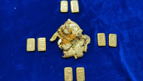 दुबई से भारत लौटे थे तस्कर