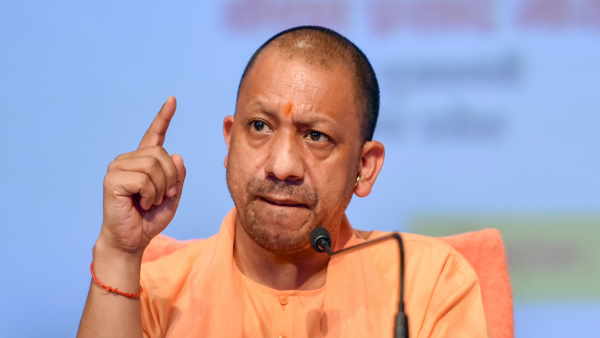 अपराधियों और दंगाइयों पर लगाम