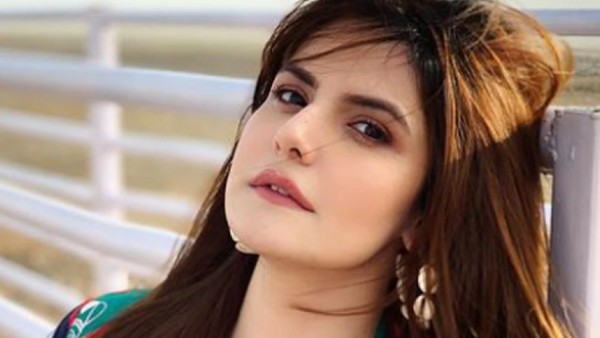 अचानक एक फोटो हुई वायरल