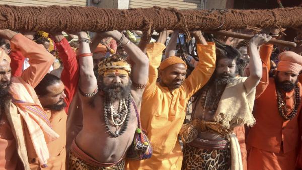 33 महामंडलेश्वर हैं शामिल